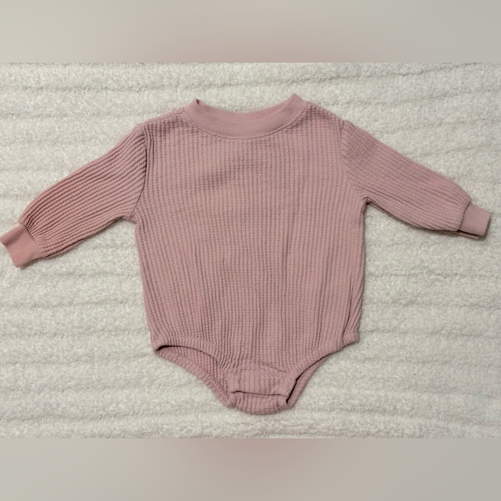 Old Navy Long Sleeve Romper for Baby - Picture 1 of 3